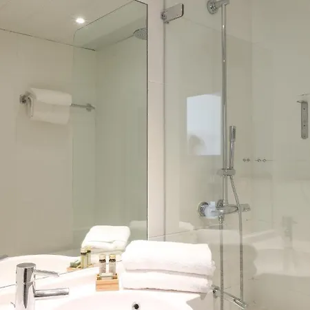 Hotel Les Remparts De La Cite - Carcassonne 3*