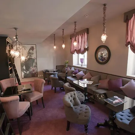 Hotel Les Remparts De La Cite - Carcassonne 酒店