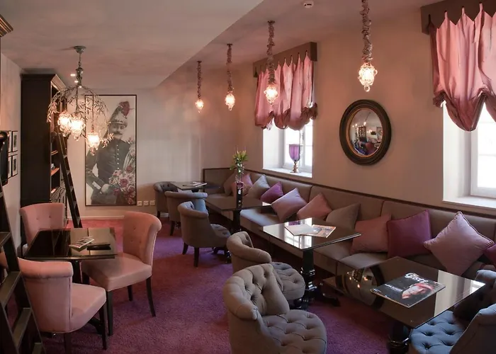 Hotel Les Remparts De La Cite - Carcassonne Hotel