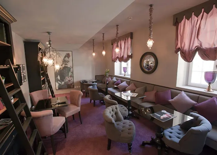 Hotel Les Remparts De La Cite - Carcassonne Hotel